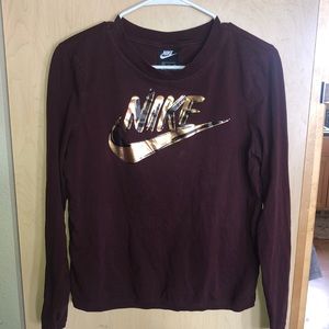 long sleeve nike shirt